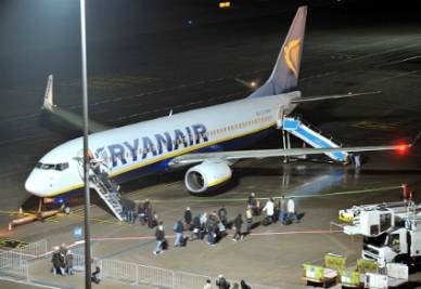 ryanairR400.jpg (388×267)