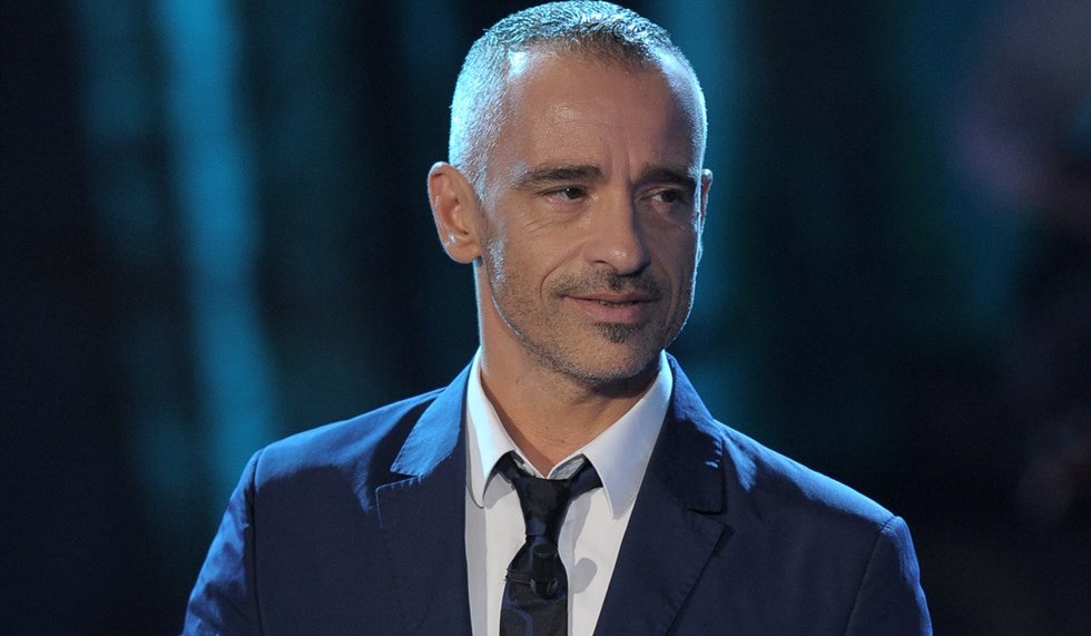 EROS RAMAZZOTTI / Omaggio a Pino Daniele stasera nello speciale