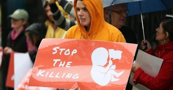 aborto_vita_prolife_irlanda_lapresse_2017