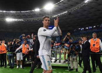 cristiano_ronaldo_applauso_2018