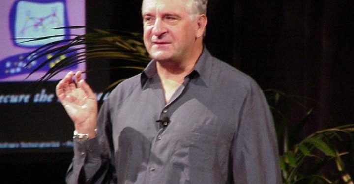 douglas_adams_wikipedia_2018