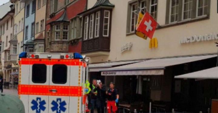 mcdonalds_attacco_terrorismo_svizzera_sciaffusa_ambulanza_twitter_2017