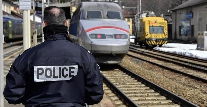 polizia_francia_bardonecchia_confine_laprese_2018