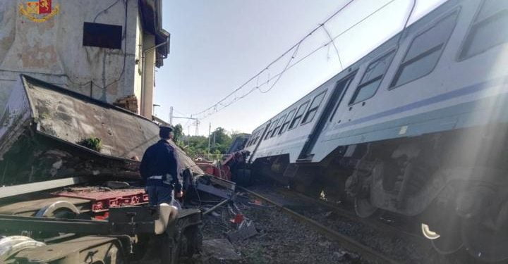 treno_caluso_incidente_deragliato_ivrea_polizia_cs_2018