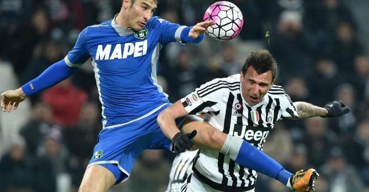 Acerbi_Mandzukic_Sassuolo_Juventus_lapresse_2018