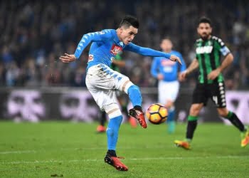 Callejon_tiro_Napoli_Sassuolo_lapresse_2017