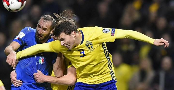 Chiellini_Lindelof_Italia_Svezia_lapresse_2017