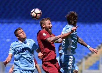 De_Rossi_Roma_Lazio_testa_lapresse_2017