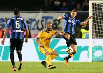 Higuain_Caldara_Juventus_Atalanta_lapresse_2018