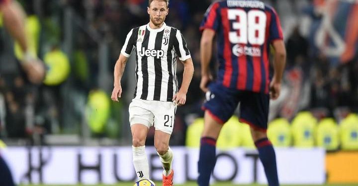 Howedes_Mandragora_Juventus_Crotone_lapresse_2018