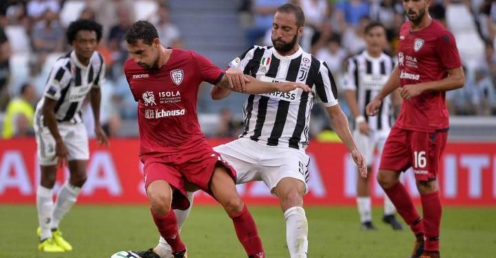 Ionita_Higuain_Juventus_Cagliari_lapresse_2017