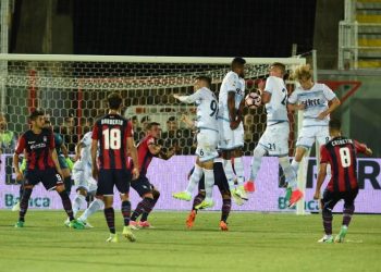 Lazio_Crotone_punizione_lapresse_2017