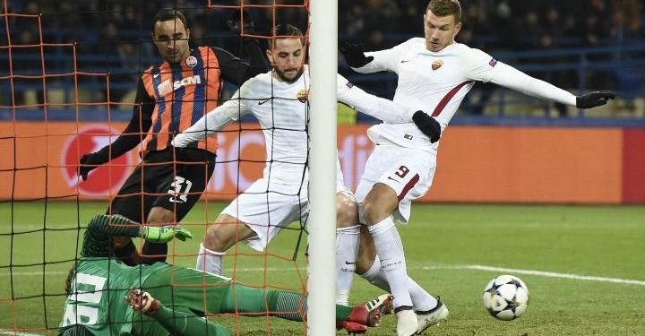 Manolas_Dzeko_Shakhtar_Roma_lapresse_2018