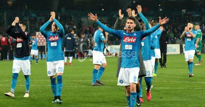 Napoli_Lazio_curva_Jorginho_lapresse_2018