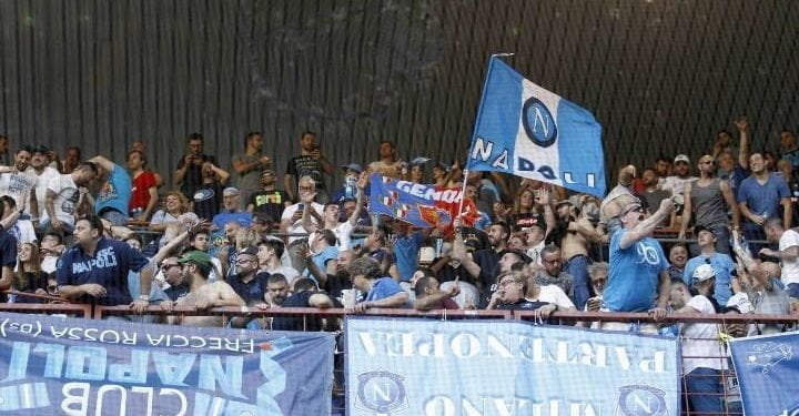 Napoli_curva_trasferta_lapresse_2017