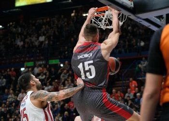 Tarczewski_Olimpia_Olympiacos_Eurolega_lapresse_2017