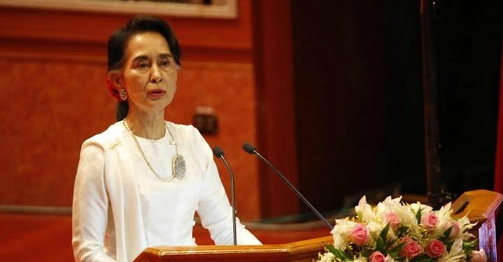 birmania_guerra_aung_san_suu_kyi_nobel_pace_myanmar_lapresse_2017