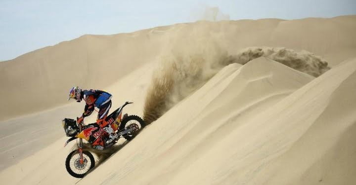 dakar moto sabbia