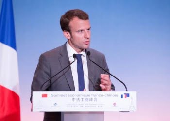 Emmanuel Macron, Servizio Nazionale Universale