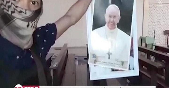 isis_minaccia_papa