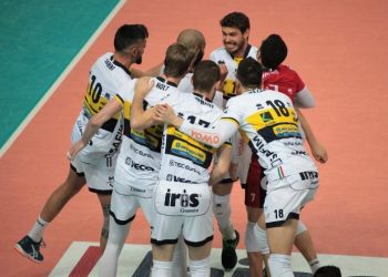 modena__volley_maschile_gruppo_twitter