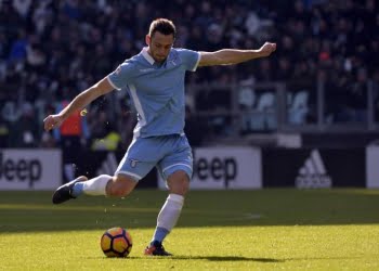 stefan_de_vrij_lazio_pallone_2017_lapresse