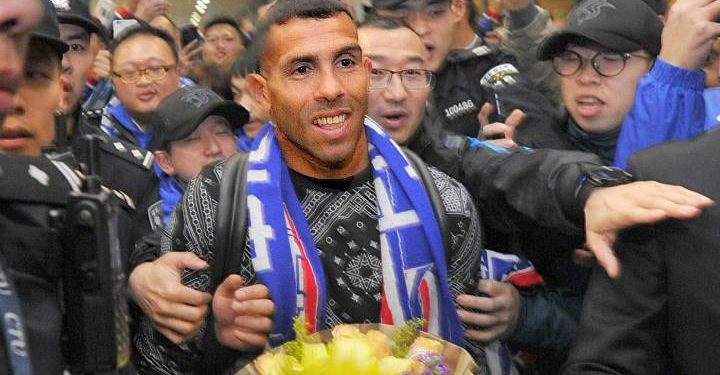 tevez_shanghai_shenhua_arrivo_lapresse_2017