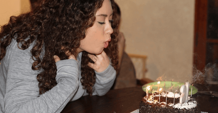 torta_compleanno_candeline_pixabay