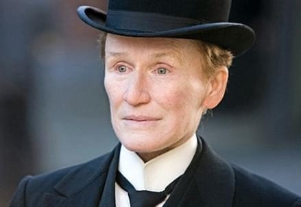 Albert-Nobbs-Glenn-Close-R439