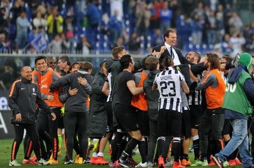 Allegri_trionfo_Juventus