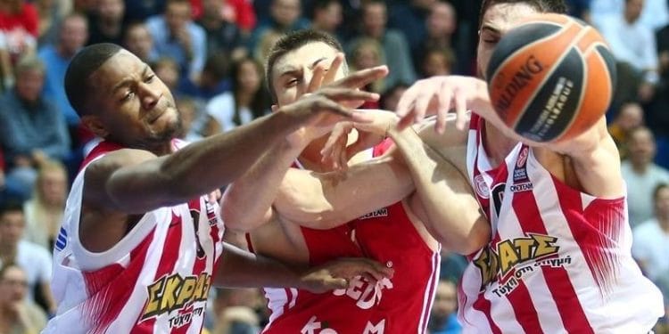 DifesaOlympiacos