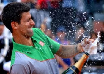 Djokovic_champagne