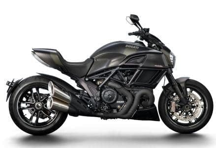 Ducati_Diavel_Carbon2016