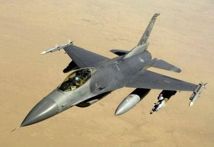 F-16_R439