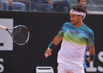 Fognini_racchetta