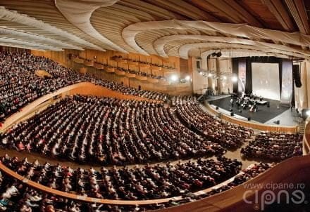 Grand-Palace-Hall_R439