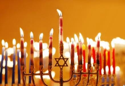 HANUKKAH-candelabro_R439