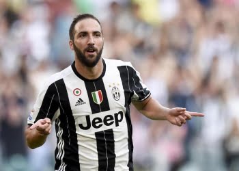 Higuain_dita_Juventus