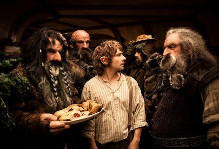 Come mai Lo Hobbit è considerato nettamente inferiore al 'Il