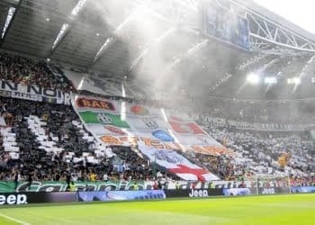 JuveStadium_scudetto32