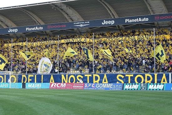 Modena_curva