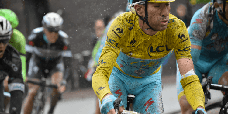 Nibali_giallo_pave