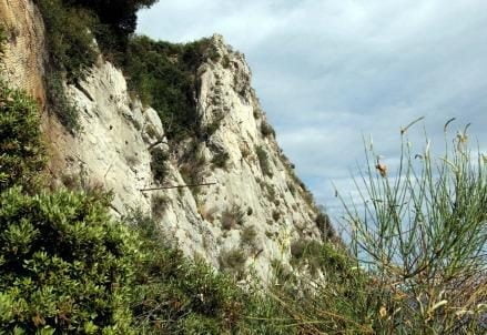 Sccogliera_mare_liguria_suicidio