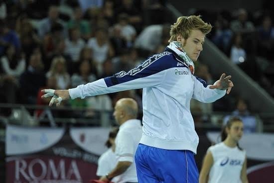 Zaytsev_stretching