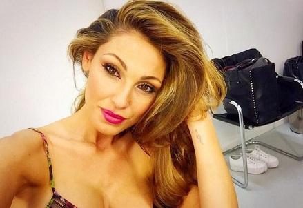 anna_tatangelo