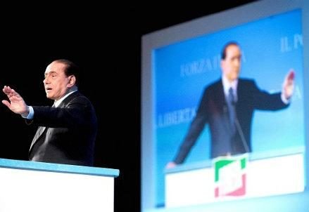 berlusconiforzaitalia2R439