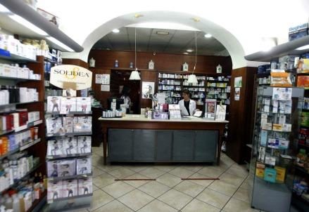 farmacia-aperta-interno