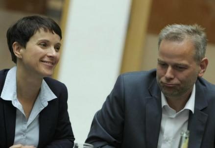 fraukepetry_afd1R439