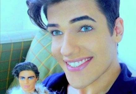 human-ken-doll_R439