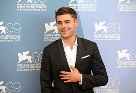 infophoto_zac_efron_R439